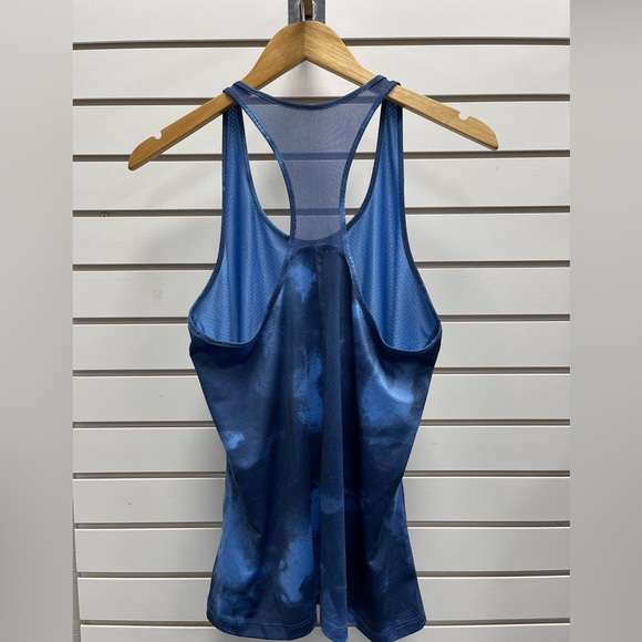 Under Armour Running Singlet 💙 - Picture 2 of 4